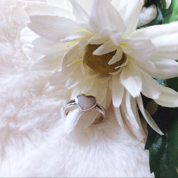 Sterling Silver Heart-Shaped Ring - Picture 4 of 13